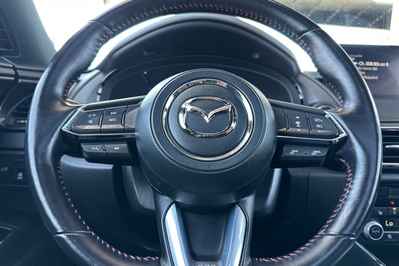 Mazda CX-9 Vehicle Full-screen Gallery Image 37