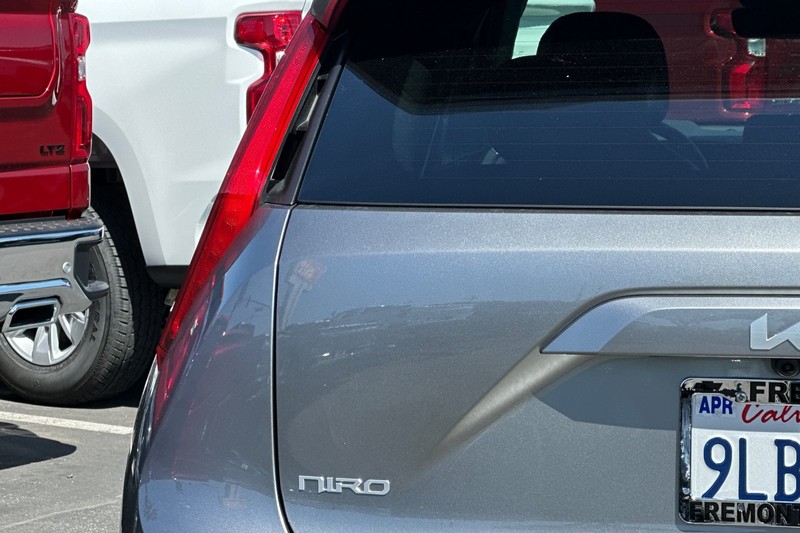 Kia Niro Plug-In Hybrid Vehicle Full-screen Gallery Image 49