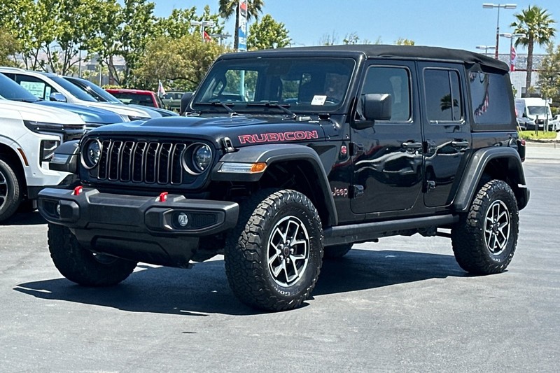 Jeep Wrangler Vehicle Full-screen Gallery Image 08
