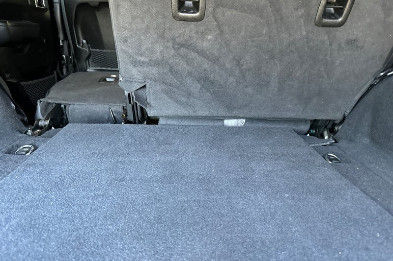 Jeep Wrangler Vehicle Full-screen Gallery Image 17