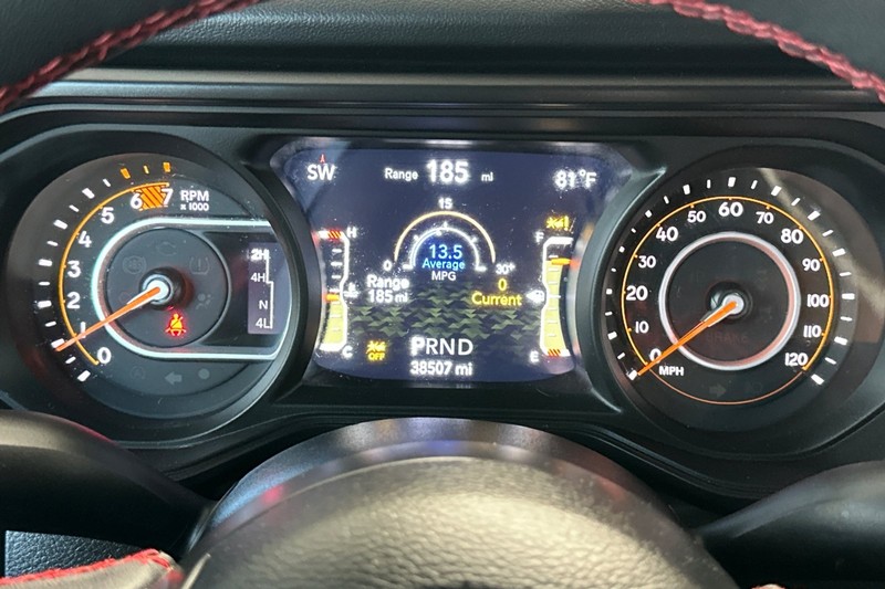 Jeep Wrangler Vehicle Full-screen Gallery Image 41