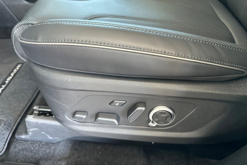 Hyundai Palisade Vehicle Full-screen Gallery Image 13