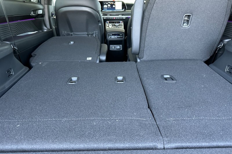 Hyundai Palisade Vehicle Full-screen Gallery Image 17