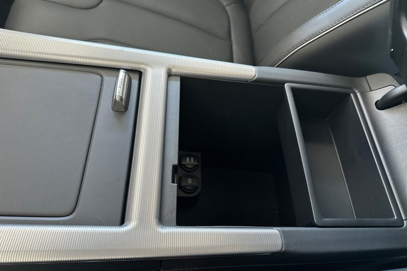 Hyundai Palisade Vehicle Full-screen Gallery Image 34