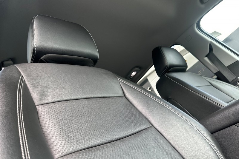 GMC Terrain Vehicle Full-screen Gallery Image 20