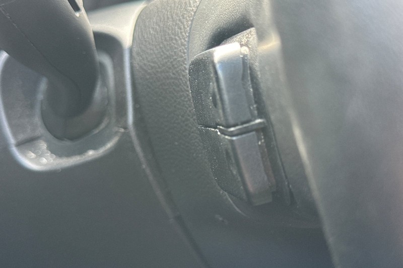 GMC Terrain Vehicle Full-screen Gallery Image 37