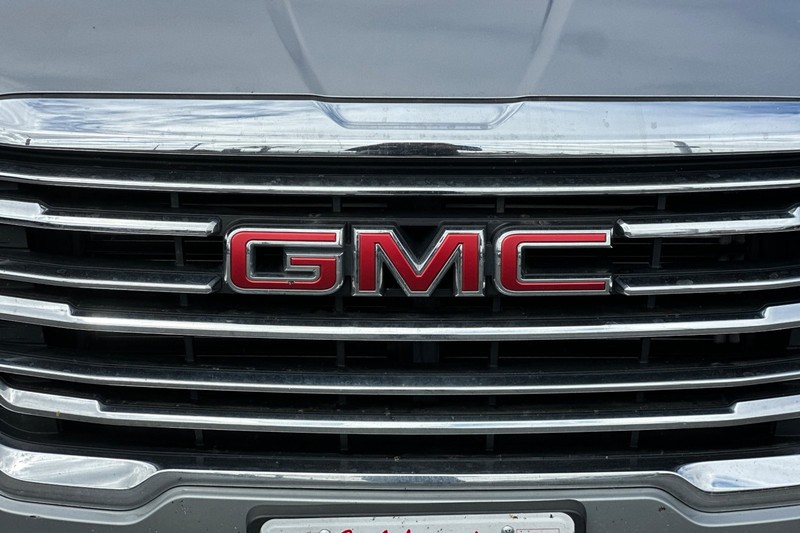 GMC Terrain Vehicle Full-screen Gallery Image 46