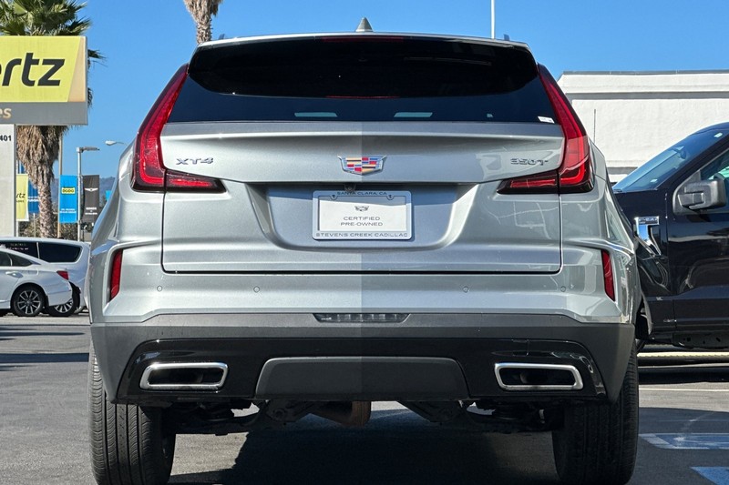 Cadillac XT4 Vehicle Full-screen Gallery Image 05