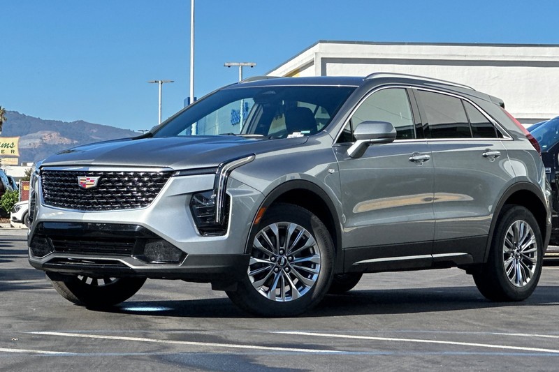 Cadillac XT4 Vehicle Full-screen Gallery Image 08