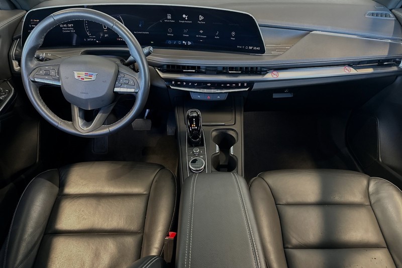 Cadillac XT4 Vehicle Full-screen Gallery Image 15