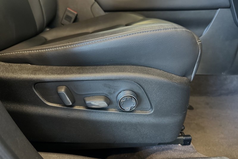 Cadillac XT4 Vehicle Full-screen Gallery Image 22