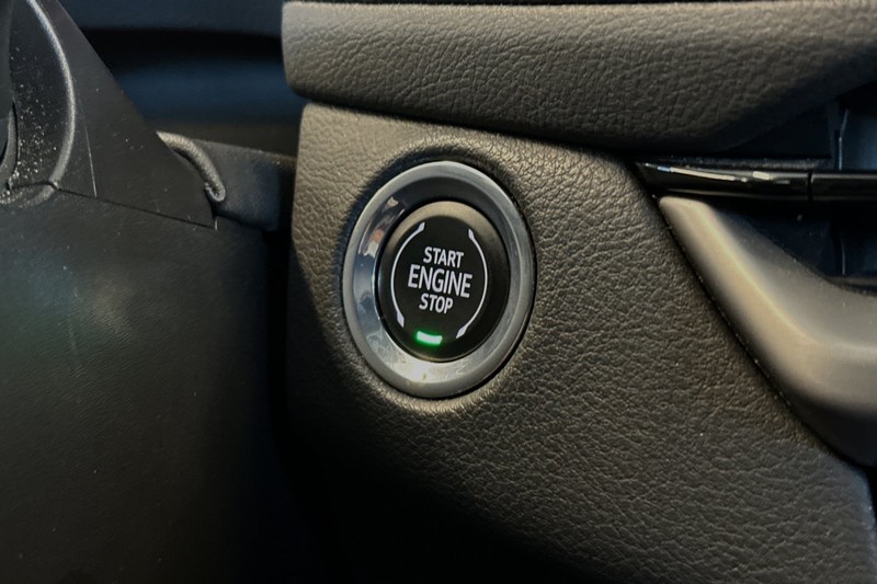 Cadillac XT4 Vehicle Full-screen Gallery Image 33