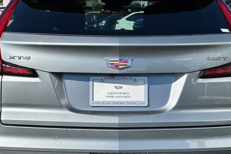 Cadillac XT4 Vehicle Full-screen Gallery Image 47
