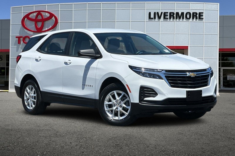 Chevrolet Equinox Vehicle Full-screen Gallery Image 02