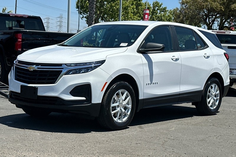 Chevrolet Equinox Vehicle Full-screen Gallery Image 08