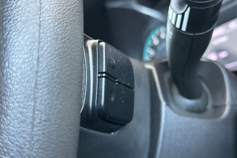Chevrolet Equinox Vehicle Full-screen Gallery Image 38