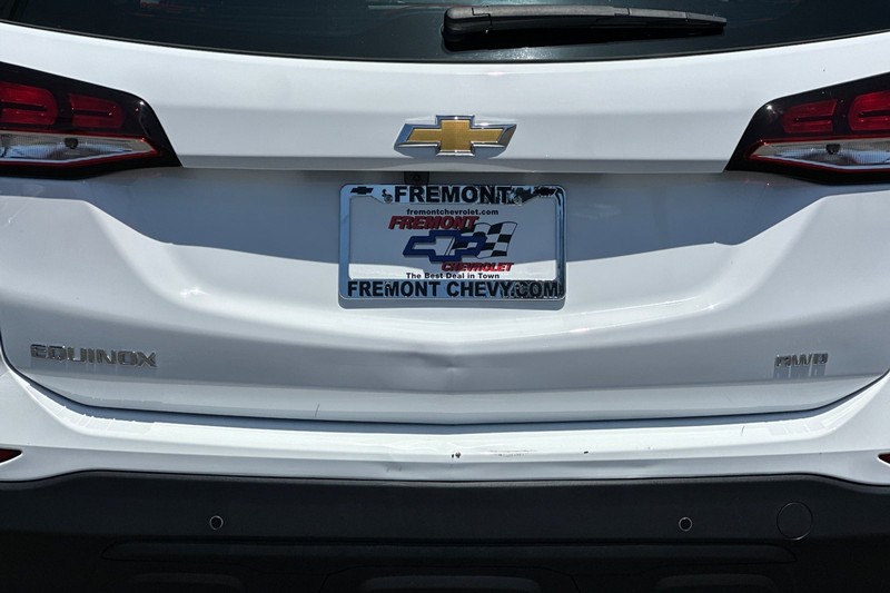 Chevrolet Equinox Vehicle Full-screen Gallery Image 48
