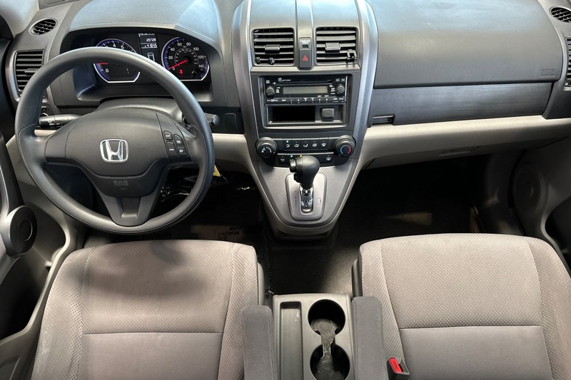 Honda CR-V Vehicle Full-screen Gallery Image 15