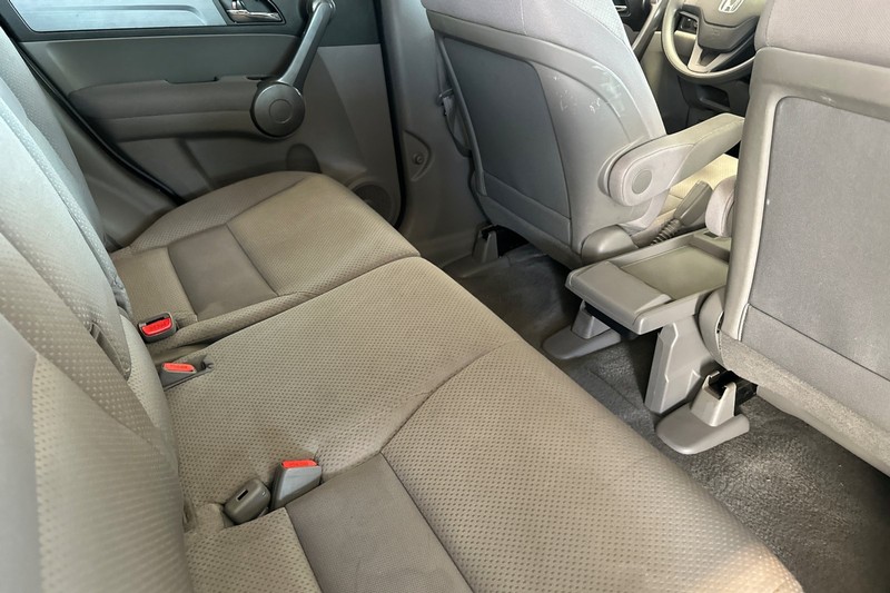 Honda CR-V Vehicle Full-screen Gallery Image 17