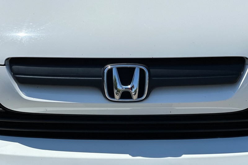 Honda CR-V Vehicle Full-screen Gallery Image 40