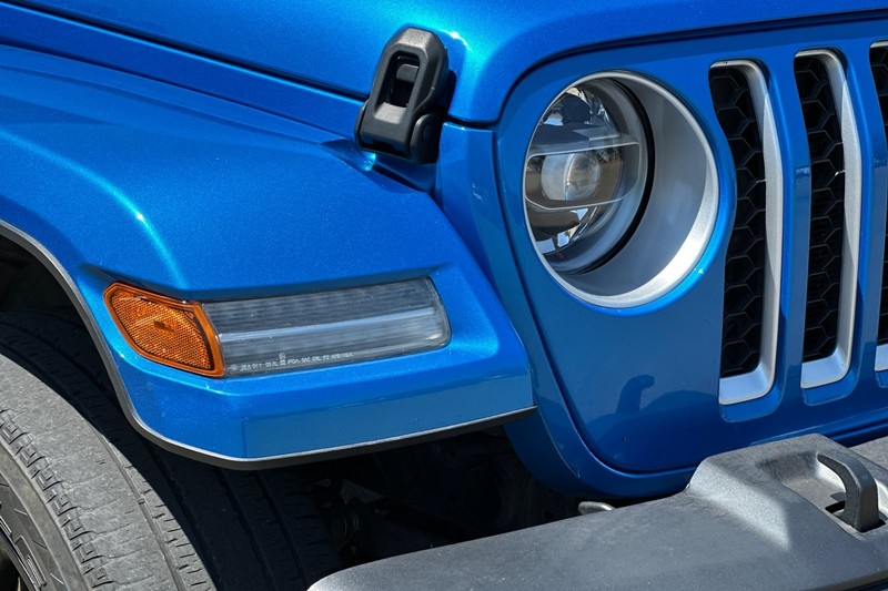 Jeep Wrangler Vehicle Full-screen Gallery Image 44