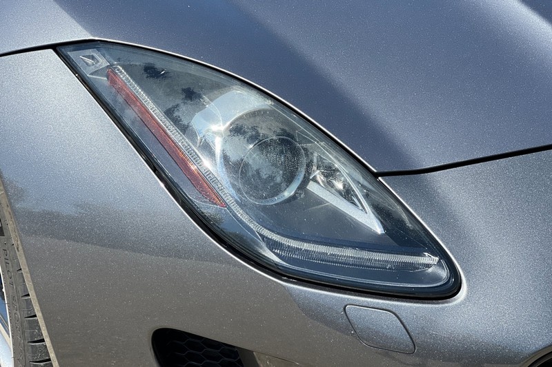 Jaguar F-TYPE Vehicle Full-screen Gallery Image 43