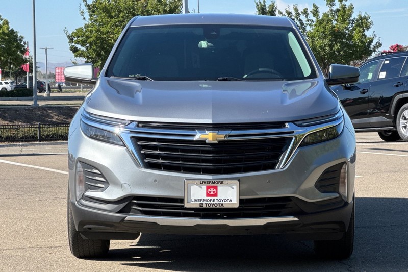 Chevrolet Equinox Vehicle Full-screen Gallery Image 09