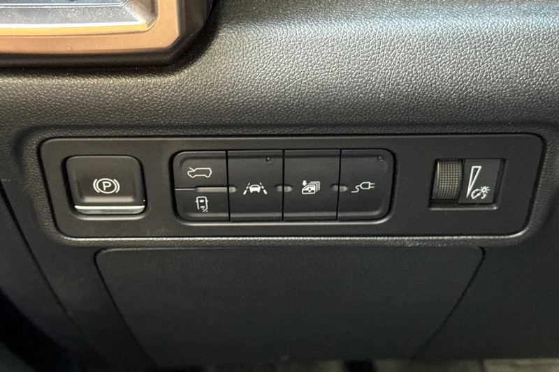 GMC HUMMER EV SUV Vehicle Full-screen Gallery Image 42