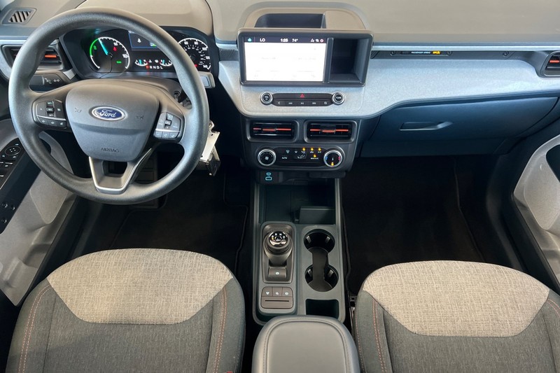 Ford Maverick Vehicle Full-screen Gallery Image 15