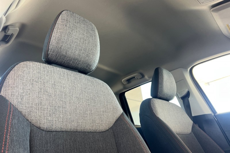 Ford Maverick Vehicle Full-screen Gallery Image 19