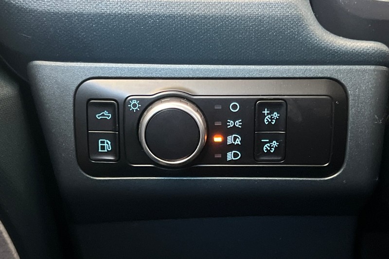Ford Maverick Vehicle Full-screen Gallery Image 41