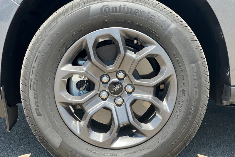 Ford Maverick Vehicle Full-screen Gallery Image 44