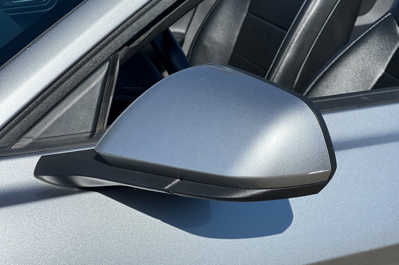 Ford Mustang Vehicle Full-screen Gallery Image 50