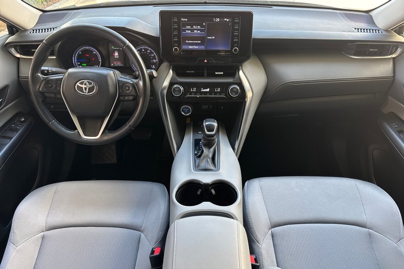 Toyota Venza Vehicle Full-screen Gallery Image 15