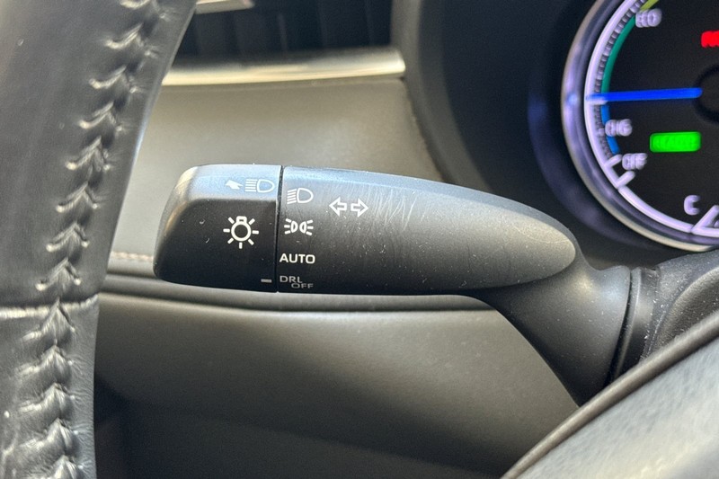 Toyota Venza Vehicle Full-screen Gallery Image 38