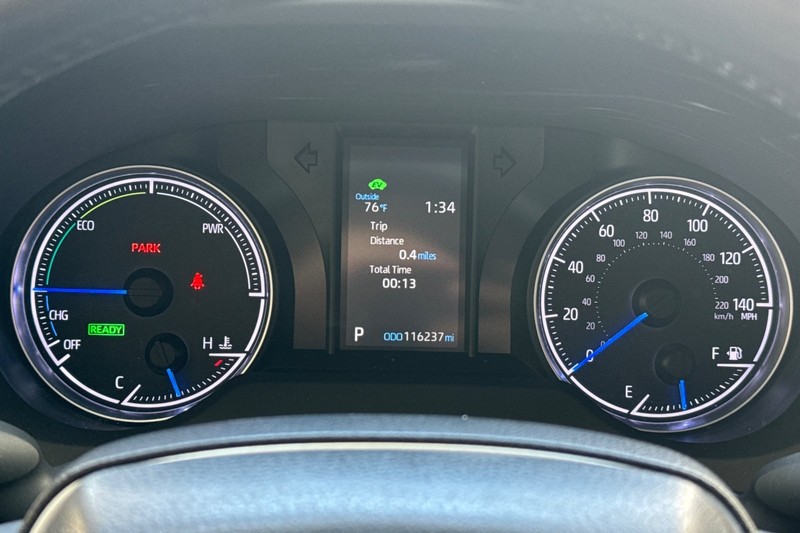 Toyota Venza Vehicle Full-screen Gallery Image 41
