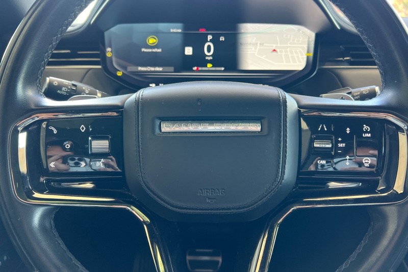 Land Rover Range Rover Sport Vehicle Full-screen Gallery Image 36