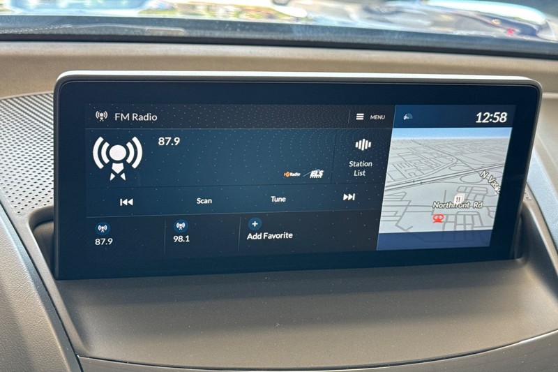 Acura RDX Vehicle Full-screen Gallery Image 26