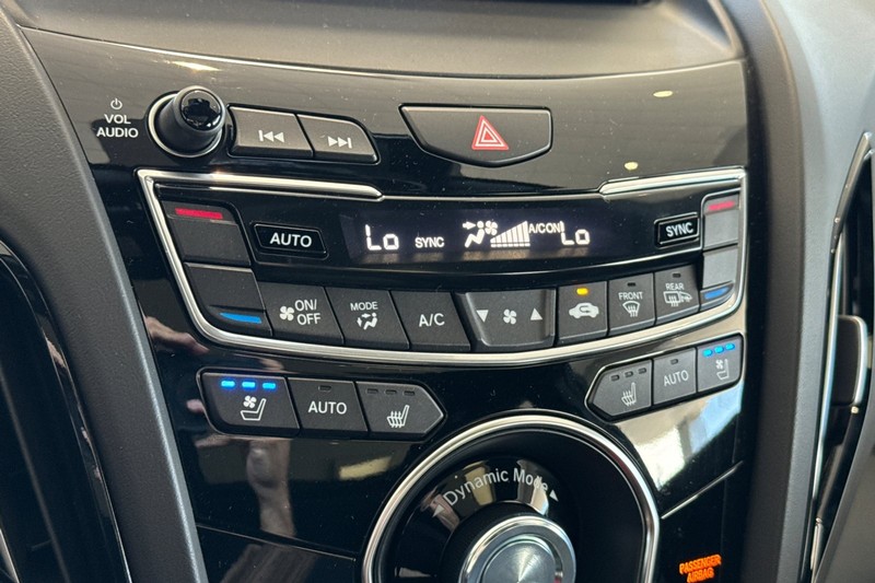 Acura RDX Vehicle Full-screen Gallery Image 28