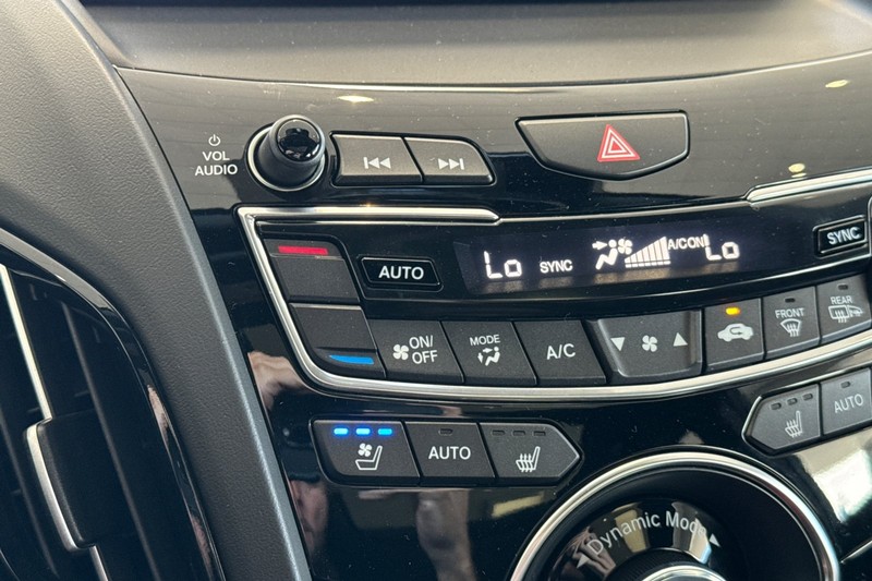Acura RDX Vehicle Full-screen Gallery Image 29