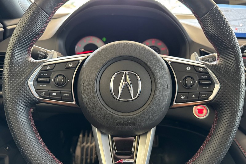 Acura RDX Vehicle Full-screen Gallery Image 35