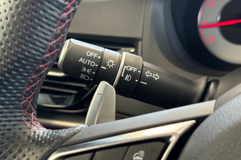 Acura RDX Vehicle Full-screen Gallery Image 37