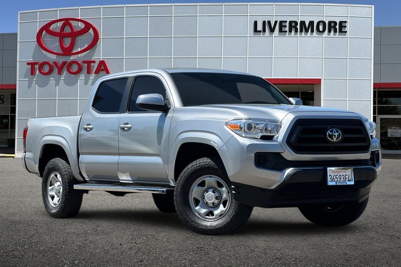 Toyota Tacoma 2WD Vehicle Full-screen Gallery Image 02