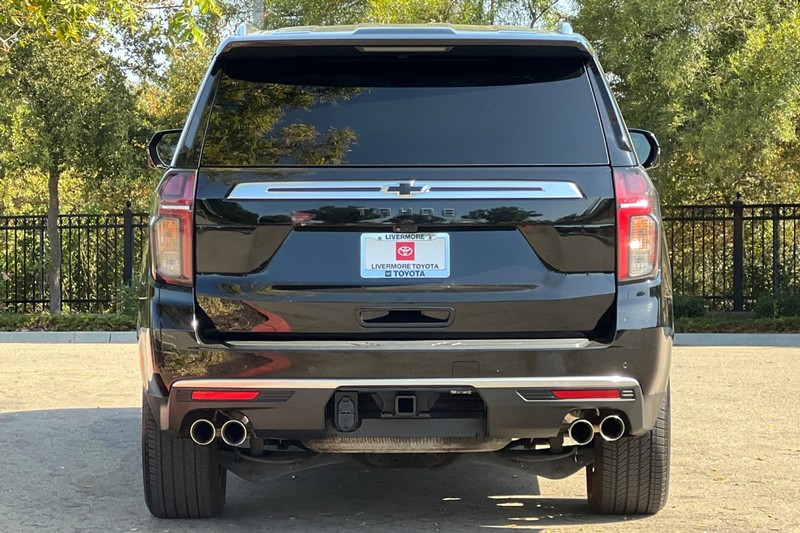 Chevrolet Tahoe Vehicle Full-screen Gallery Image 05
