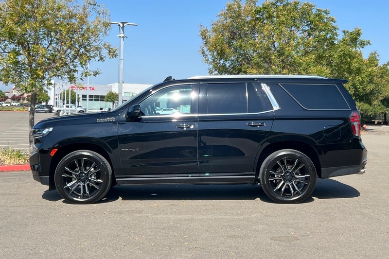 Chevrolet Tahoe Vehicle Full-screen Gallery Image 07