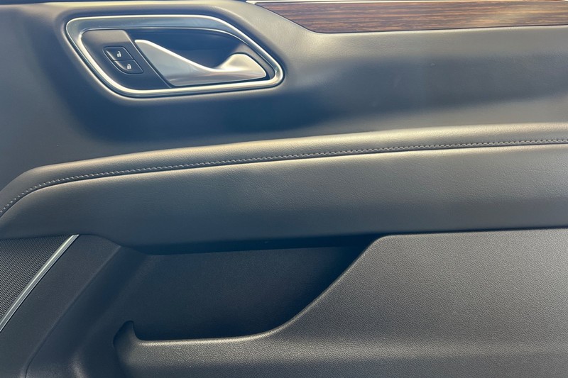 Chevrolet Tahoe Vehicle Full-screen Gallery Image 22