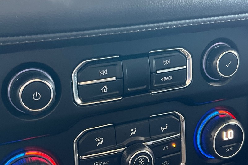 Chevrolet Tahoe Vehicle Full-screen Gallery Image 33