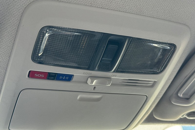 Subaru Forester Vehicle Full-screen Gallery Image 23