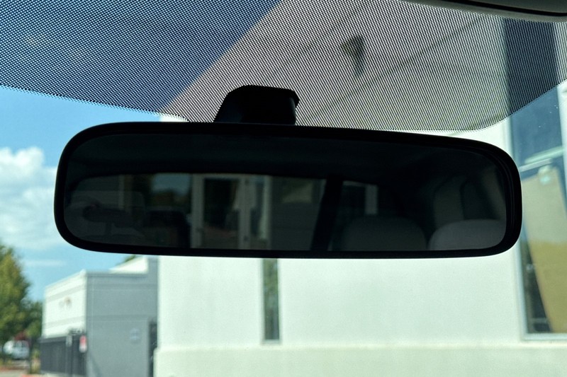 Subaru Forester Vehicle Full-screen Gallery Image 24