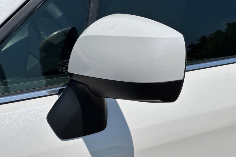 Subaru Forester Vehicle Full-screen Gallery Image 50